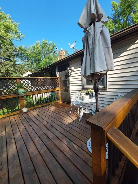 Exterior - 548 Doris Ave, Shoreview, MN 55126 photo 12 of 18