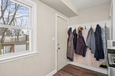 Entry Way - 548 Doris Ave, Shoreview, MN 55126 photo 1 of 3