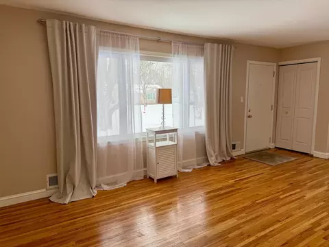 Living - 548 Doris Ave, Shoreview, MN 55126 photo 2 of 3