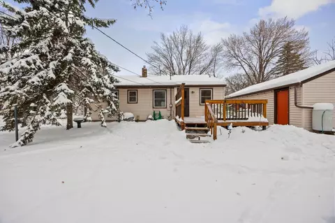 Exterior - 548 Doris Ave, Shoreview, MN 55126 photo 6 of 18