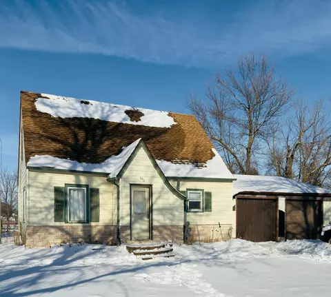 151 Draco Ave E, Cosmos, MN 56228