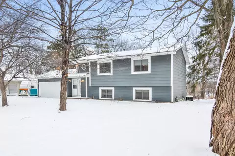 2525 14th Ave NW, New Brighton, MN 55112