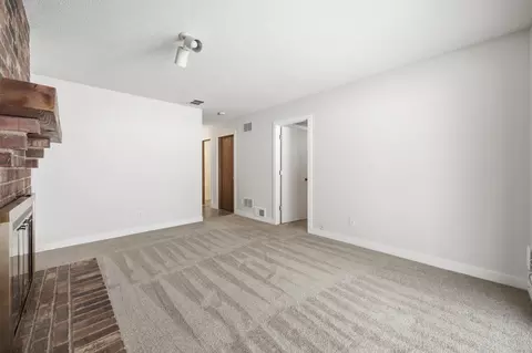 Living - 4613 12 Penkwe Way, Eagan, MN 55122 photo 8 of 8
