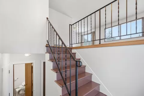 Entry Way - 4613 12 Penkwe Way, Eagan, MN 55122 photo 3 of 3