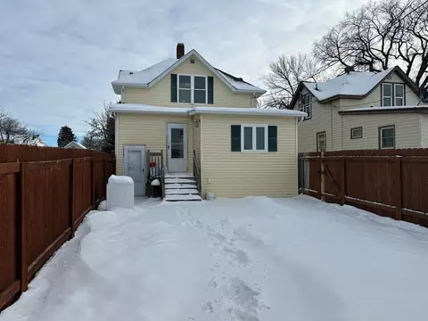 Exterior - 215 3rd St SE, Barnesville, MN 56514 photo 4 of 4