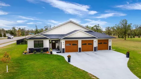 302 Shortcut Ln SW, Bemidji, MN 56601