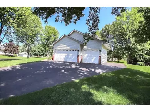 23501 Birch Cir, Rogers, MN 55374