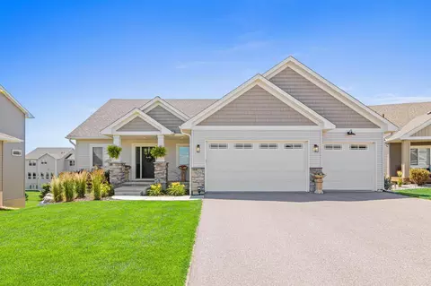 9156 187th St W, Lakeville, MN 55044