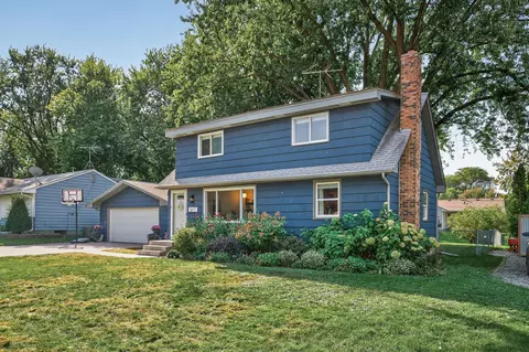 4247 Limestone Dr, Eagan, MN 55122