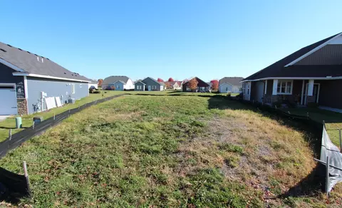 31697 Newport Curv, Lindstrom, MN 55045