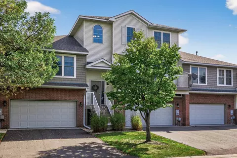 20061 Highview Ave, Lakeville, MN 55044