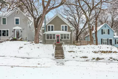 175 Seymour Ave SE, Minneapolis, MN 55414