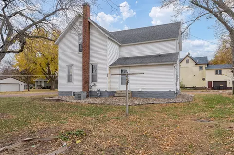 Exterior - 606 Smith St NE, Mapleton, MN 56065 photo 5 of 8