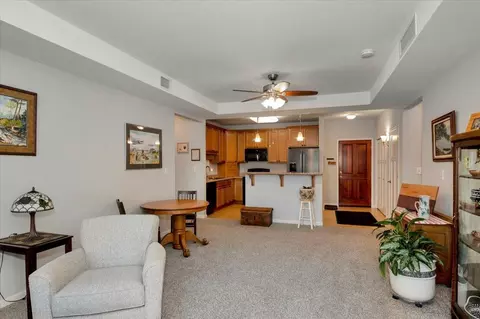 Living - 1126 Mesaba Ave #119, Duluth, MN 55811 photo 2 of 4