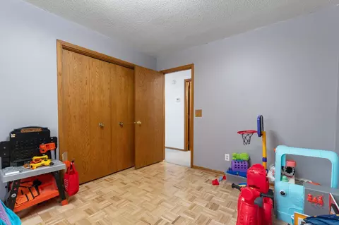 Bedroom - 845 3rd Ave NW, Plainview, MN 55964 photo 6 of 7