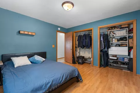 Bedroom - 845 3rd Ave NW, Plainview, MN 55964 photo 4 of 7