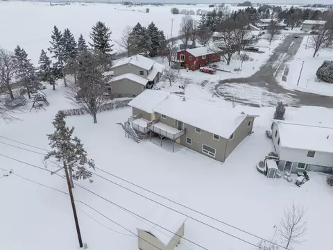 View/Area - 845 3rd Ave NW, Plainview, MN 55964 photo 1 of 4