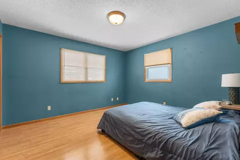 Bedroom - 845 3rd Ave NW, Plainview, MN 55964 photo 1 of 7