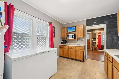 Entry Way - 497 E 7th St, Red Wing, MN 55066 photo 1 of 1