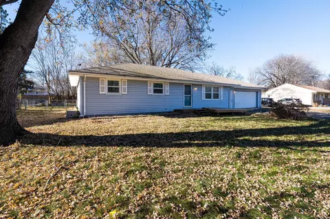 11509 Winnetka Ave N, Champlin, MN 55316