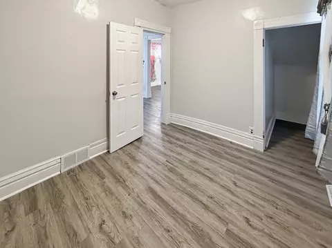 963 3rd St E, Saint Paul, MN 55106 photo 11