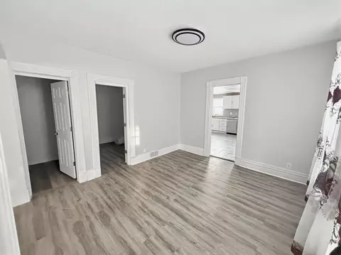 963 3rd St E, Saint Paul, MN 55106 photo 5