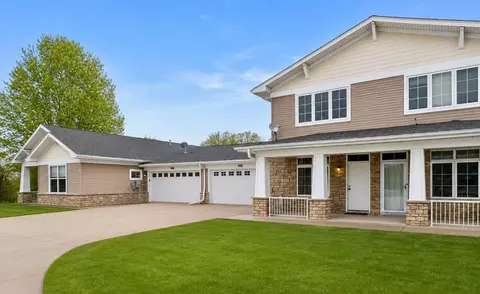 942 Crossings Way, Delano, MN 55328
