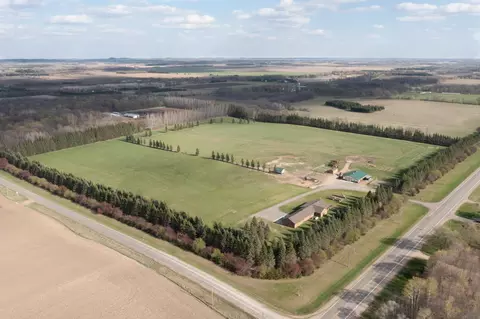33896 County 21, Browerville, MN 56438