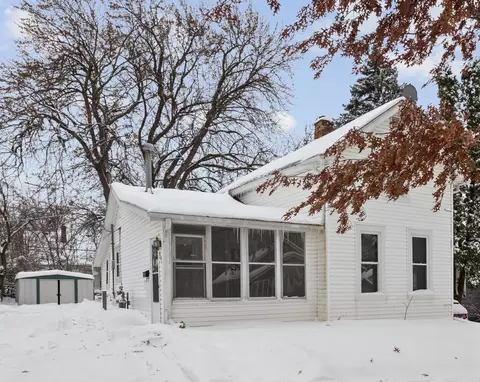 180 Wyoming St E, Saint Paul, MN 55107