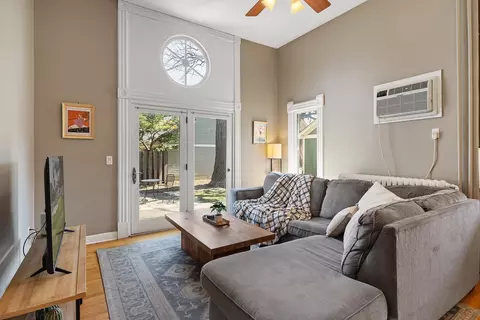 112 Western Ave N #4, Saint Paul, MN 55102