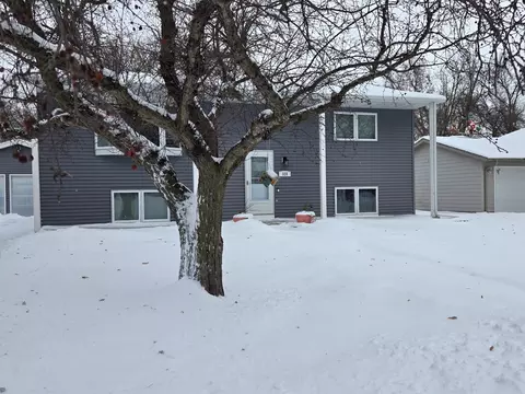 328 6th St N, Kandiyohi, MN 56251