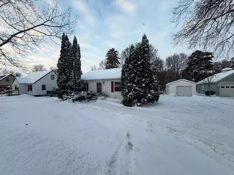 434 Evergreen Park Blvd, Litchfield, MN 55355