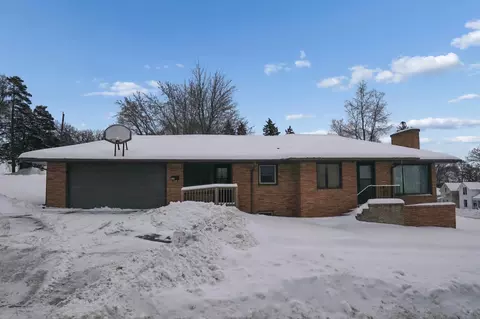 306 Division St, Sauk Rapids, MN 56379