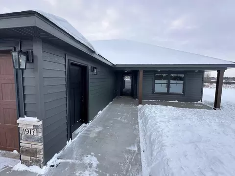 1917 68th Ave N, Saint Cloud, MN 56303 photo 2