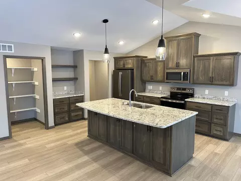 1917 68th Ave N, Saint Cloud, MN 56303 photo 5