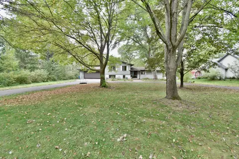 18493 Eaglewood Rd, Clearwater, MN 55320