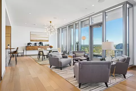 255 Hennepin Ave #3305, Minneapolis, MN 55401