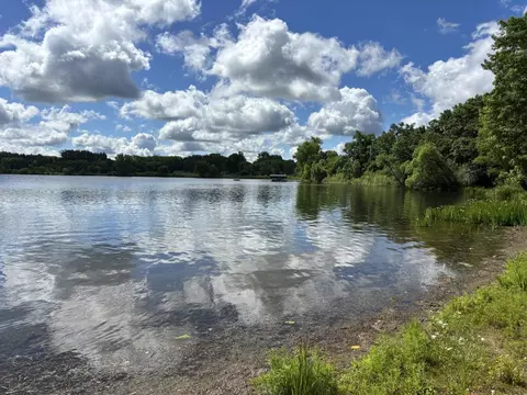12521 Homestead Dr, White Bear Lake, MN 55110