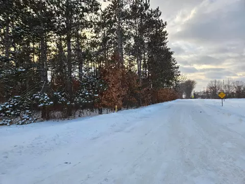 36 Nnn Forest Blvd, North Branch, MN 55056