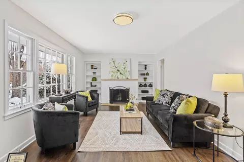 5013 Oxford Ave, Edina, MN 55436