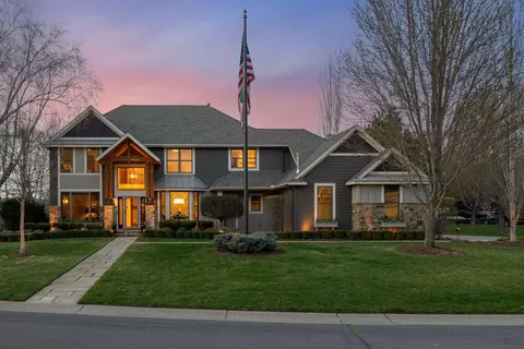 26950 Marsh Pointe Ct, Shorewood, MN 55331
