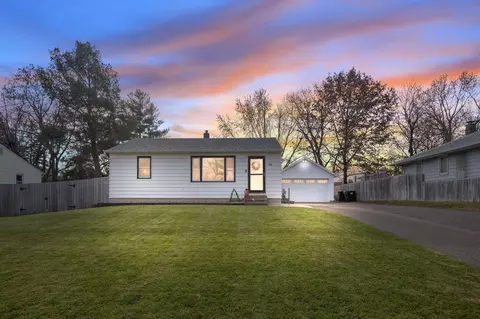 1648 Lois Dr, Shoreview, MN 55126
