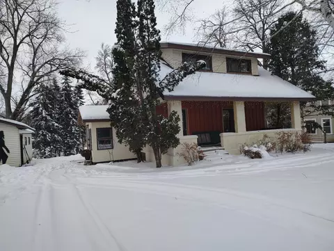 1027 Friberg Ave, Fergus Falls, MN 56537