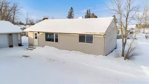 24 Fern Ct, Babbitt, MN 55706