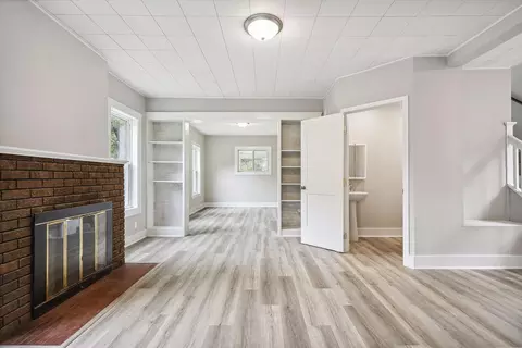 117 E Pleasant St, Mankato, MN 56001