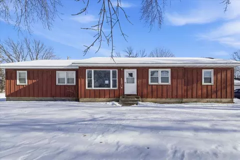 3575 Vermillion St, Hastings, MN 55033