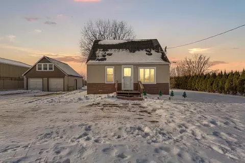 19730 Bixby Ave, Faribault, MN 55021