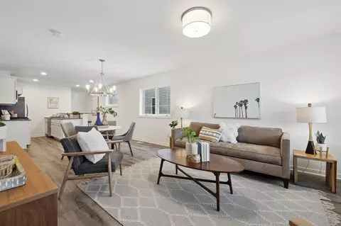 2030 James Ave N, Minneapolis, MN 55411