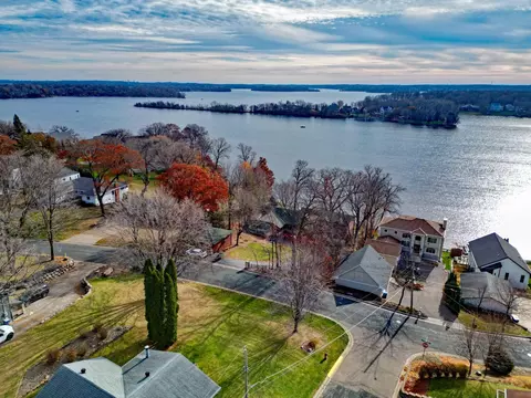 View/Area - 3033 Longfellow Rd, Mound, MN 55364 photo 1 of 4
