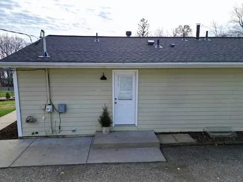 Exterior - 3033 Longfellow Rd, Mound, MN 55364 photo 8 of 10